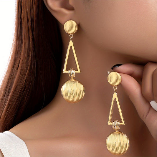 "Exaggerated Metallic Double Circle Earrings with 3D Layered Design"