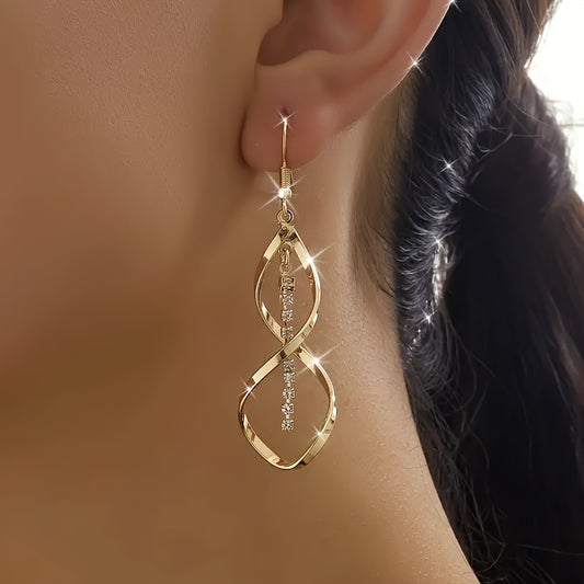 "Elegant & Minimalist Western Fashion Earrings for Women."
