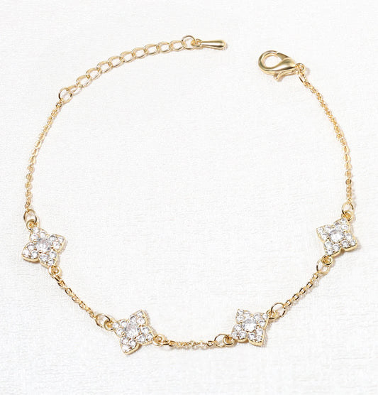 "Luxury Four-Leaf Clover Rhinestone Bracelet for Women"
