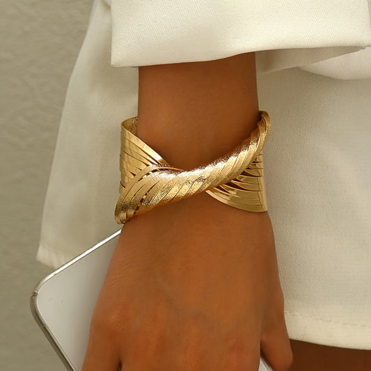 "Bold Twisted Line Design Matte Finish Bangle – European & American Style, Perfect for Daily Wear by Women."