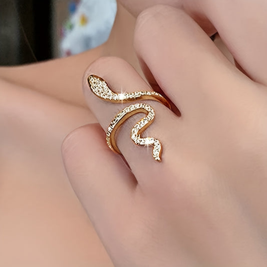A Stylish And Minimalist Snake-Shaped Luxury Ring with a Unique Open Design for Women.
